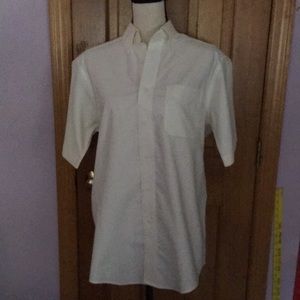 Wrinkle Resistant Men’s Short Sleeve Shirt!